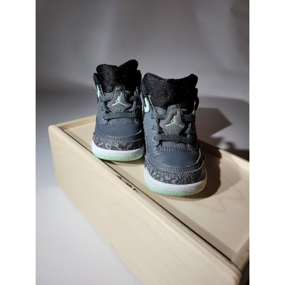 Jordan Spizike 'Grey Cement' 6C - Picture 4 of 5